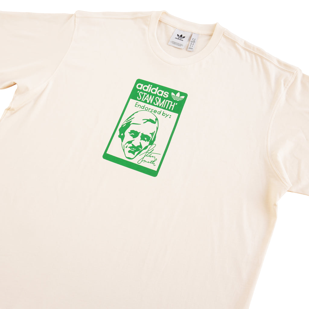 ADIDAS ORIGINALS STAN SMITH GRAPHIC T-SHIRT – CREAM