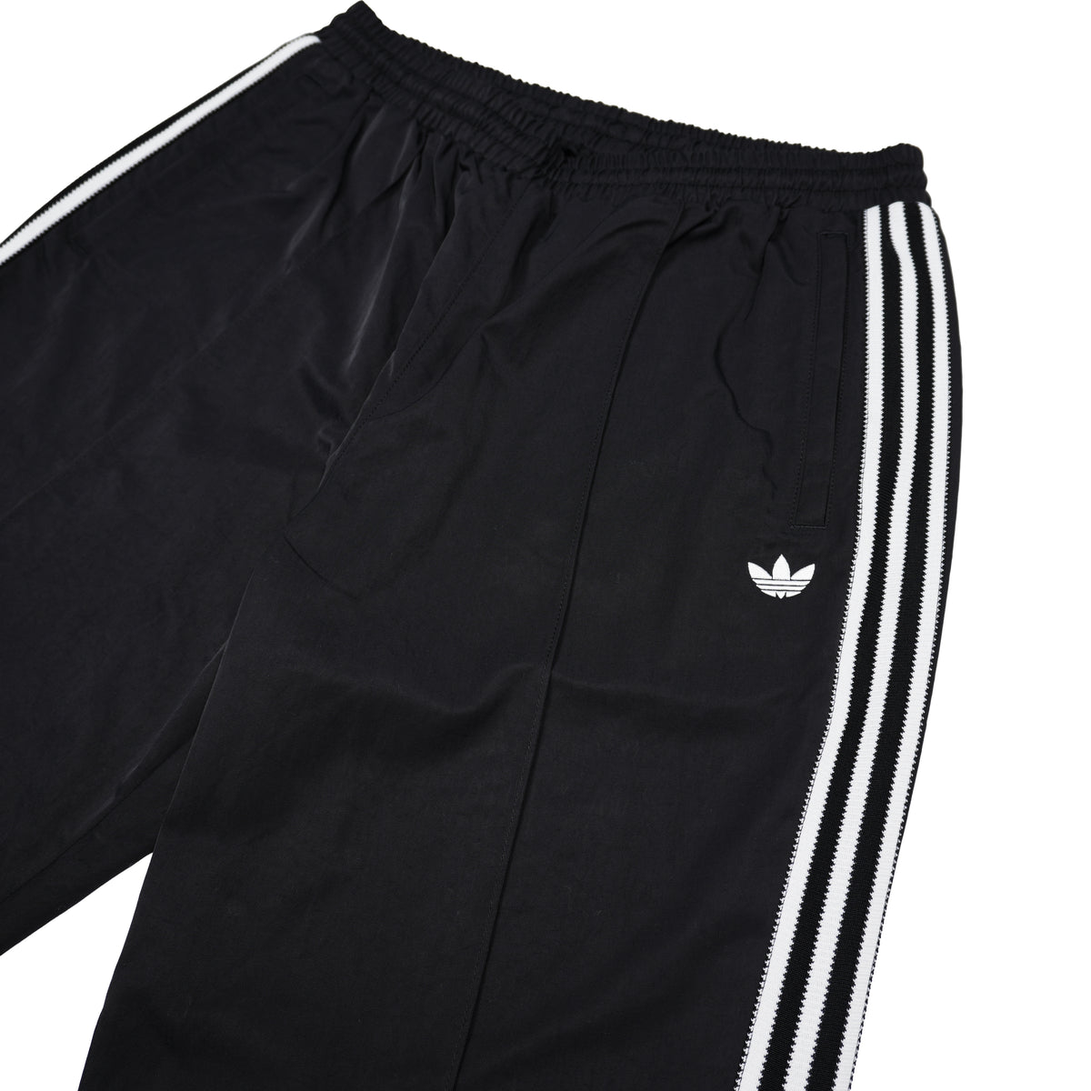 ADIDAS ORIGINALS BRITCORE TRACK PANTS – BLACK