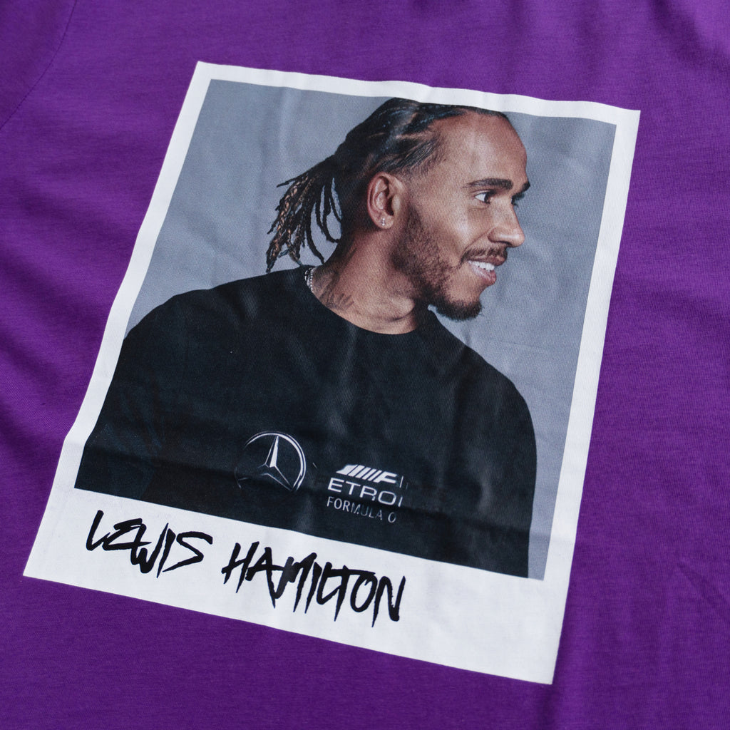 MERCEDES-AMG PETRONAS LEWIS HAMILTON PORTRAIT TEE – PURPLE