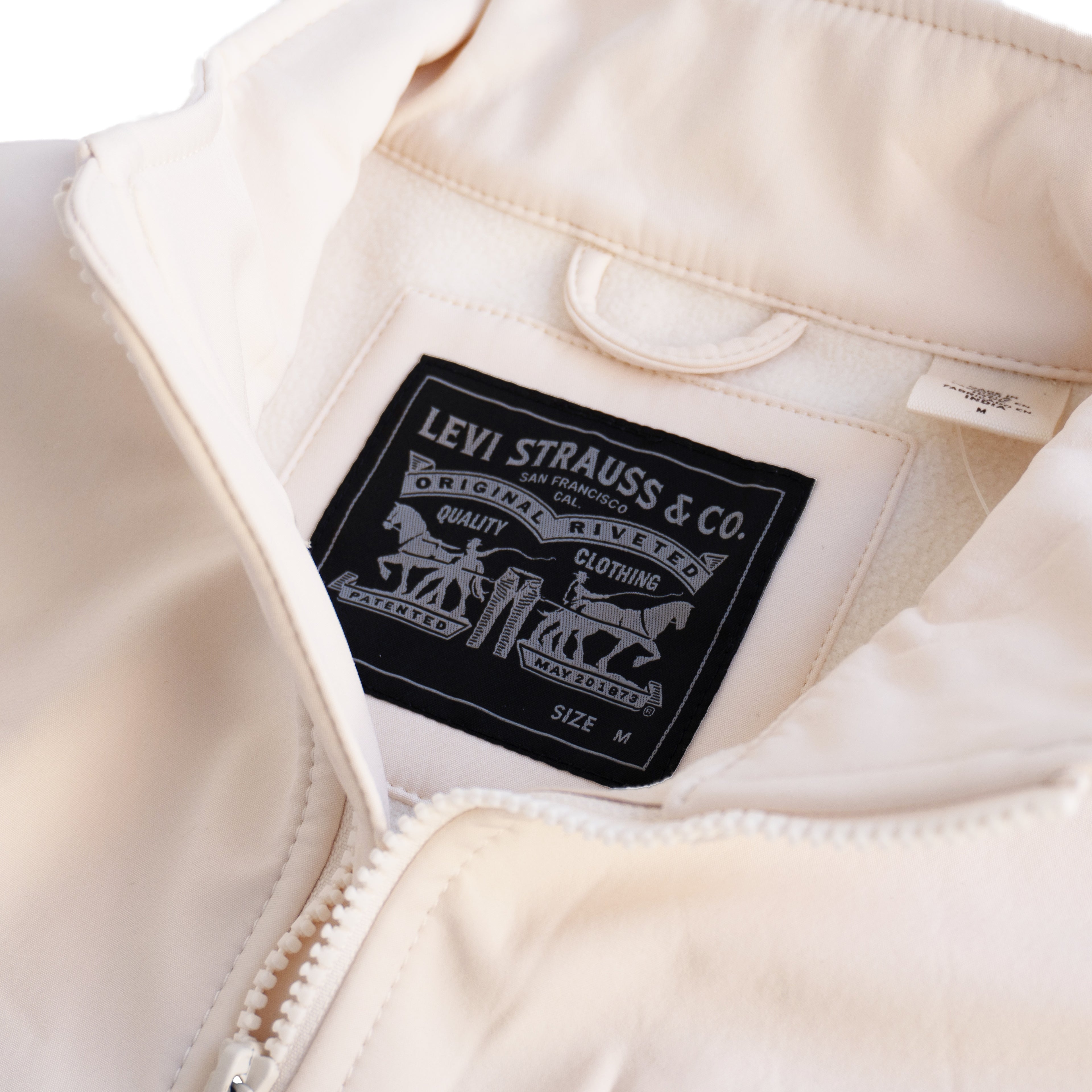LEVI’S FLEECE & NYLON ZIP VEST – BEIJE