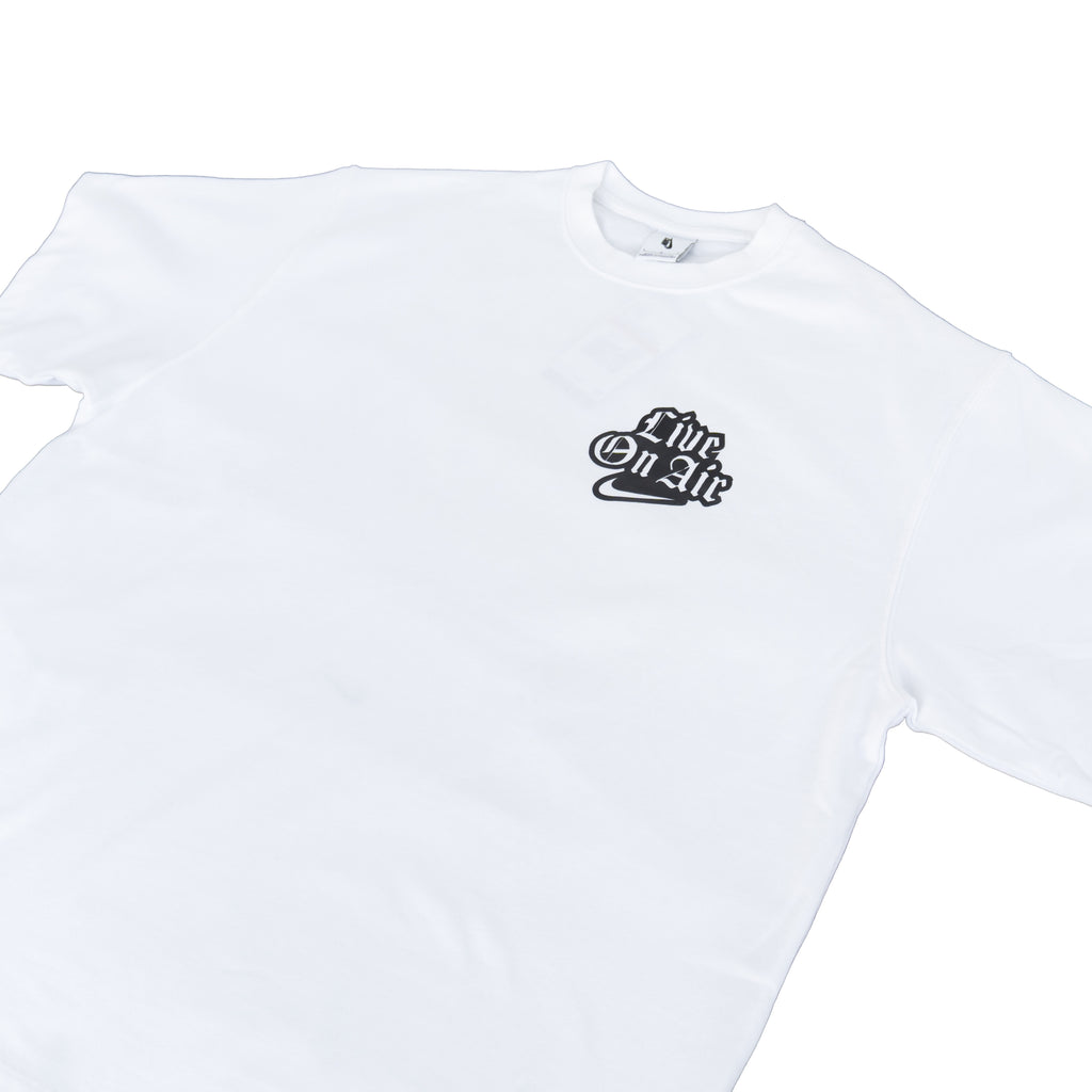 NIKE LIVE ON AIR GRAPHIC T-SHIRT – WHITE