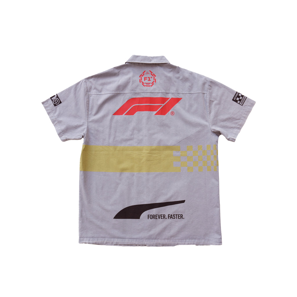 PUMA FORMULA 1 GRAPHIC SHIRT – LIGHT GREY