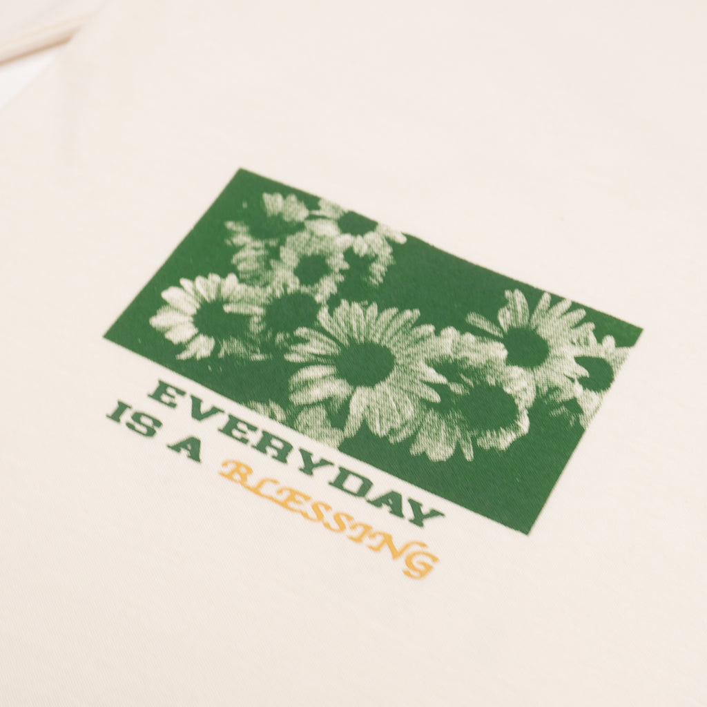 VANS EVERYDAY WE GROW LONG SLEEVE T-SHIRT – CREAM